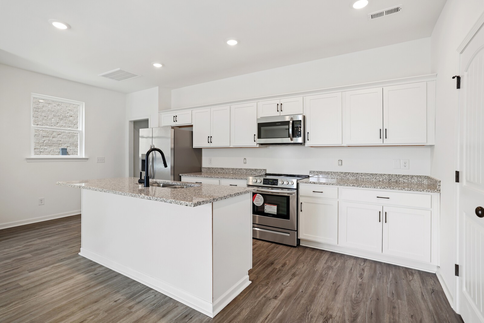 2656 Lakevilla Dr 3