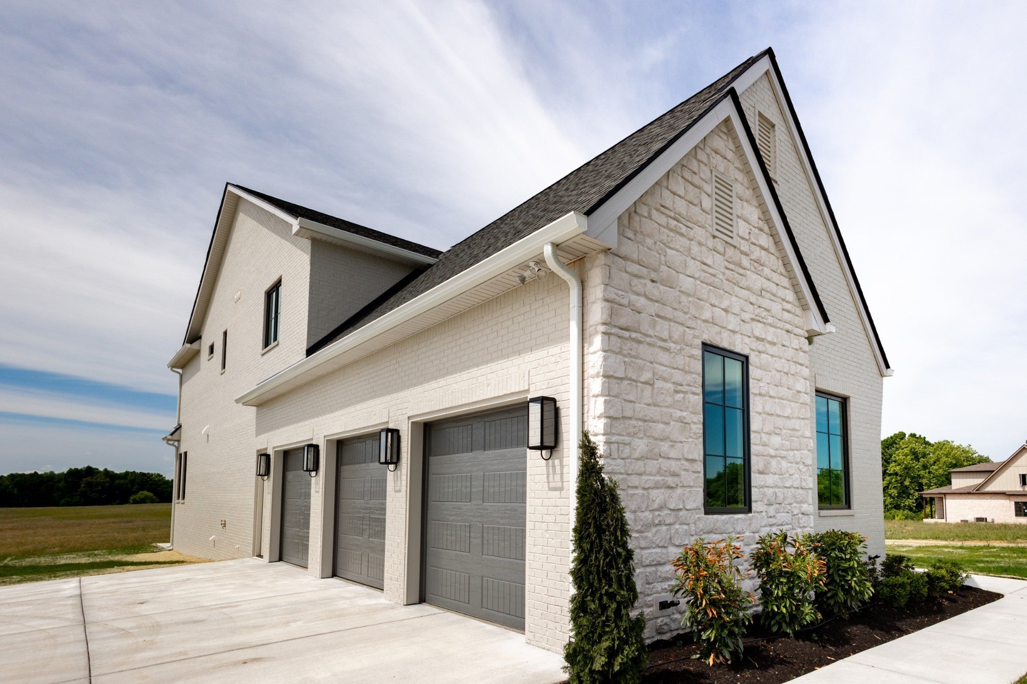 2400 Horn Springs