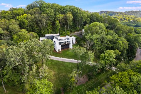 4606 Shys Hill Rd Nashville TN 37215