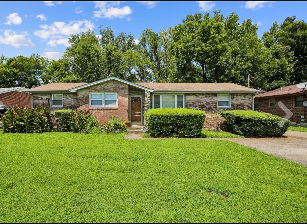 3-bed listing at 718 Rowan Dr, Nashville
