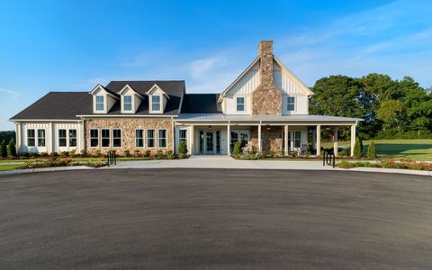 7541 Sutcliff Dr College Grove TN 37046