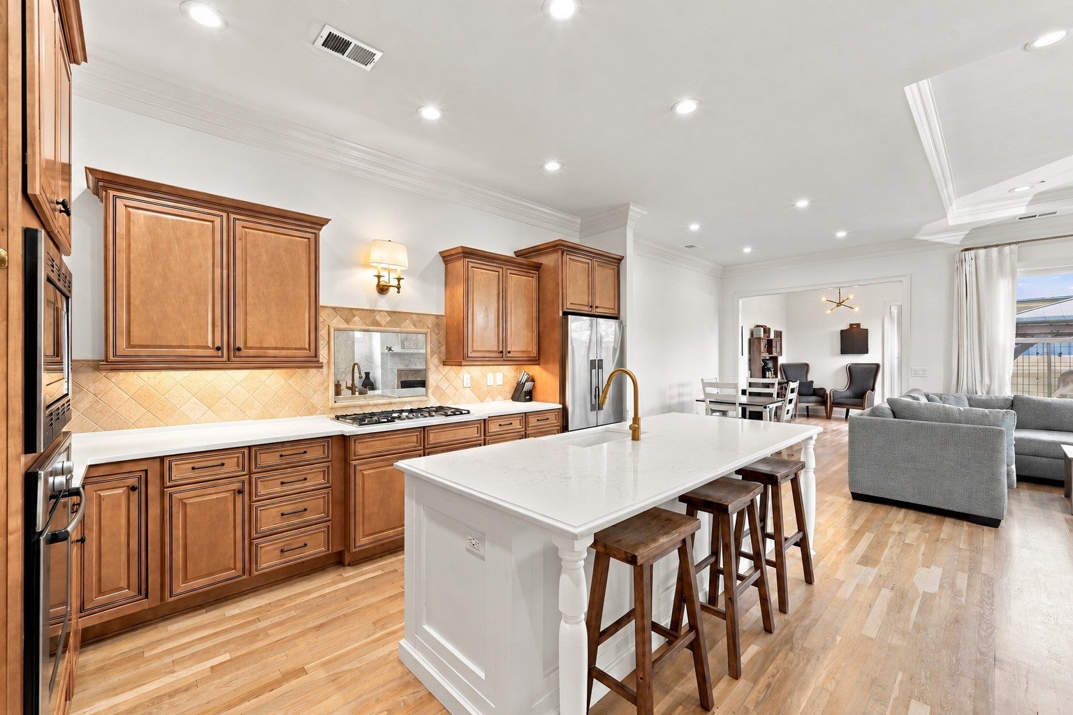 1120 Westhaven Blvd