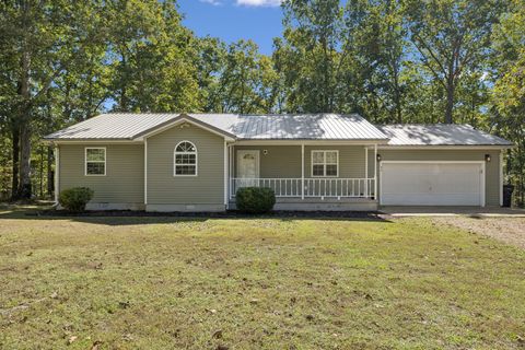 Photo of 414 Honeysuckle Ln, Hohenwald, TN 38462 (MLS # 3015005)