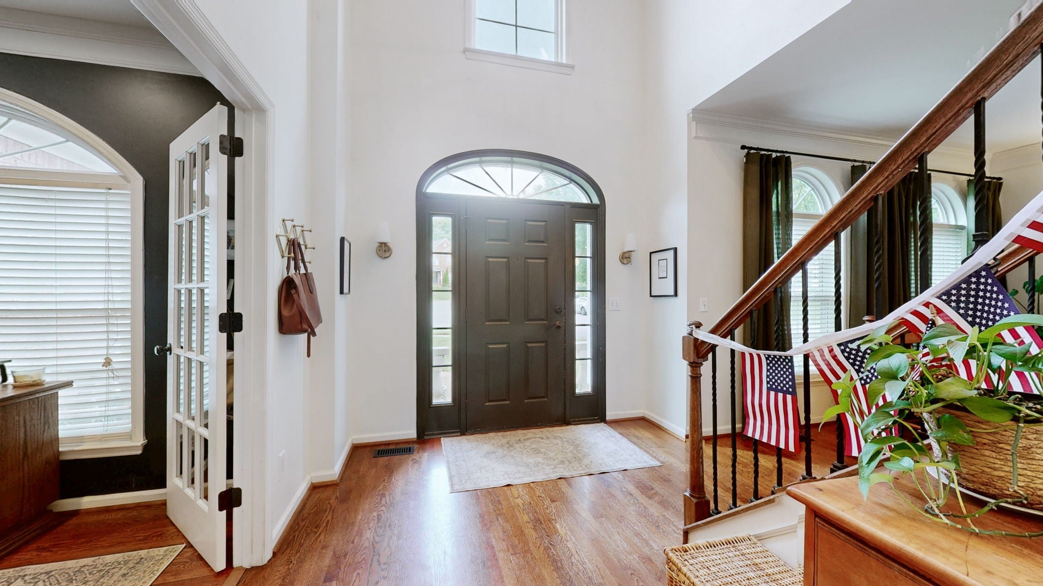 113 Abercairn Dr