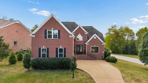 401 WOODCREST LN, FRANKLIN, TN 37067 - Image 48afdc510f0499e2e4e3c01c53bc7414/2585819185