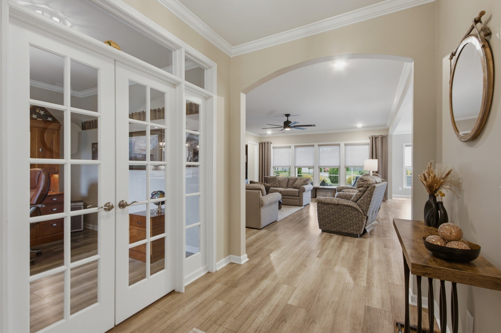 Search Listings 4 2204 Henderson Dr