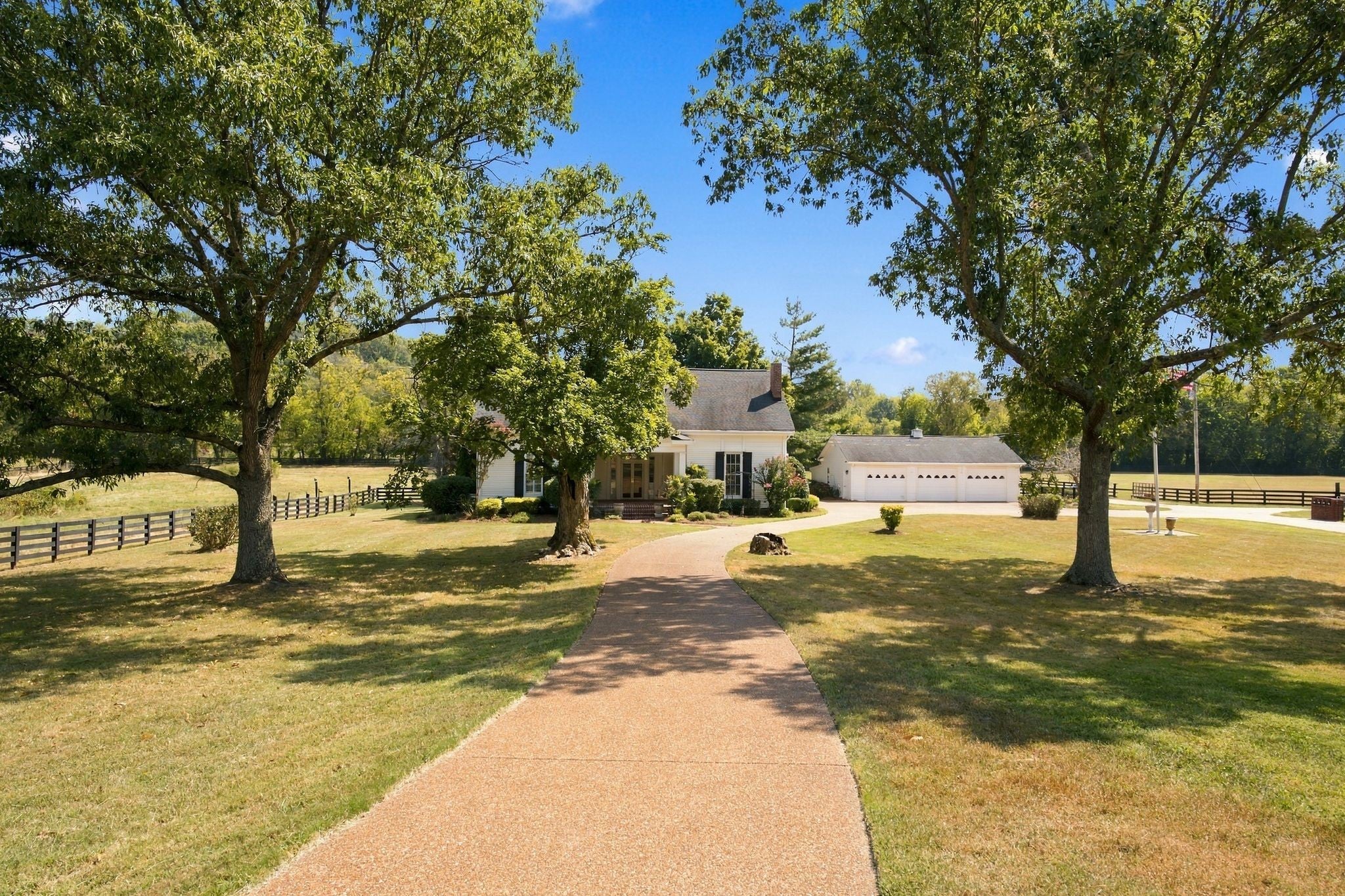 3-bed home for sale in College Grove, TN 37046, 8954 Horton Hwy 8954 Horton Hwy, College Grove TN 37046 3-bed home, photo 1 of 55