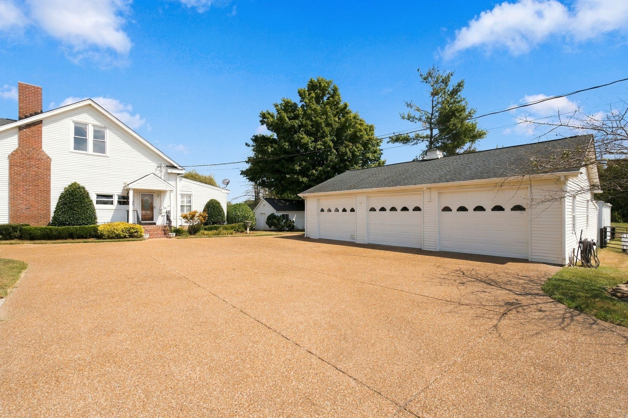 3-bed home for sale in College Grove, TN 37046, 8954 Horton Hwy 8954 Horton Hwy, College Grove TN 37046 3-bed home, photo 5 of 55