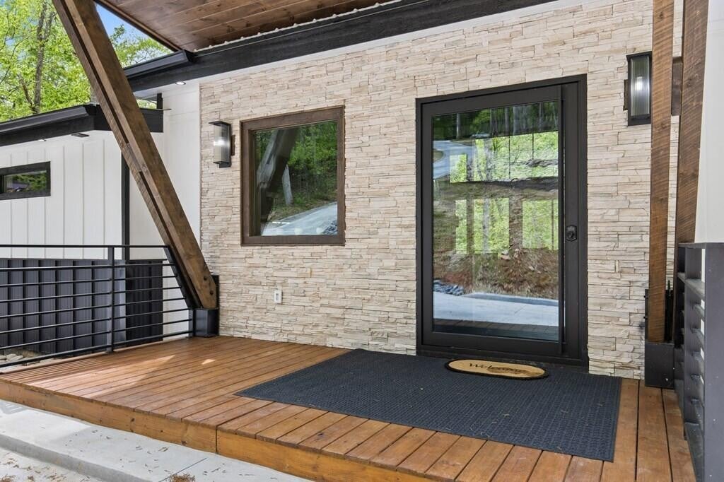 148 Brookwood Drive