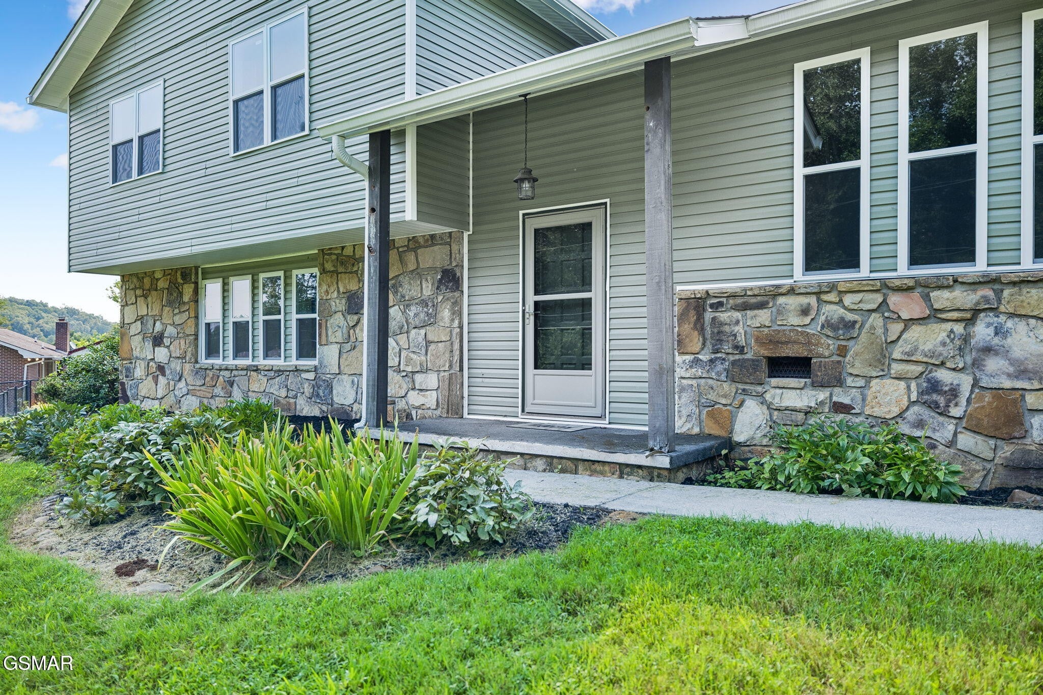 213 Chapman Overlook Drive