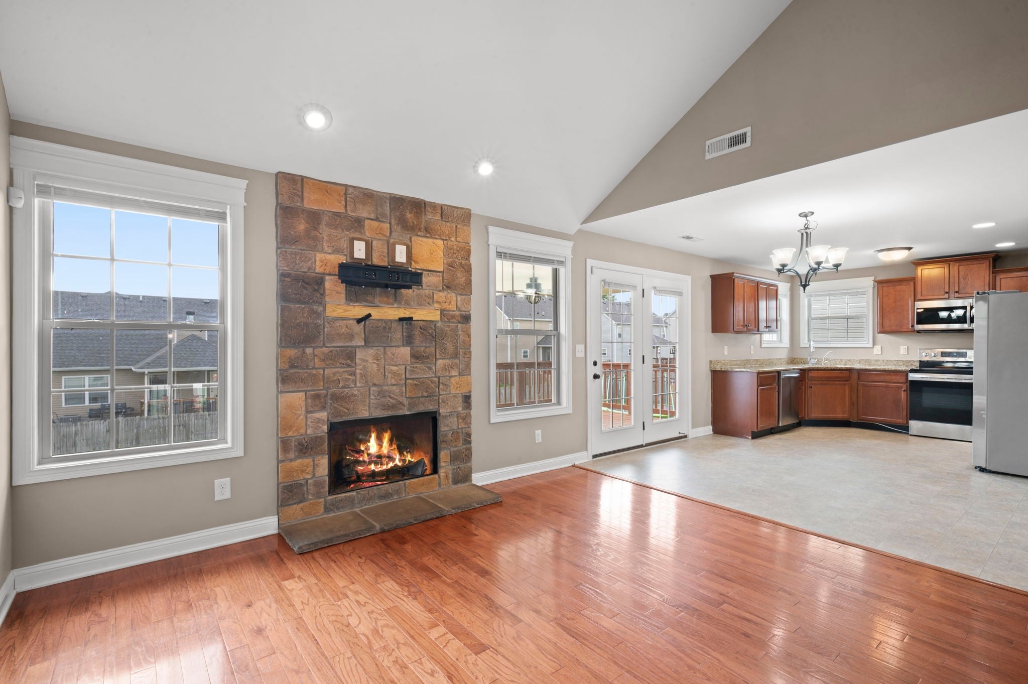 3738 Gray Fox Dr