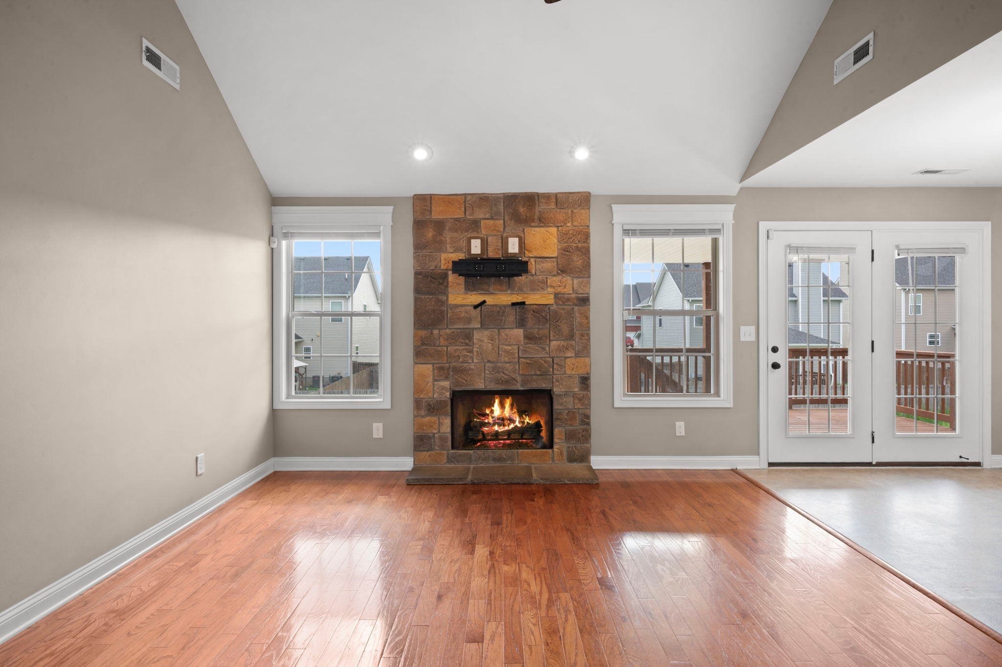 3738 Gray Fox Dr
