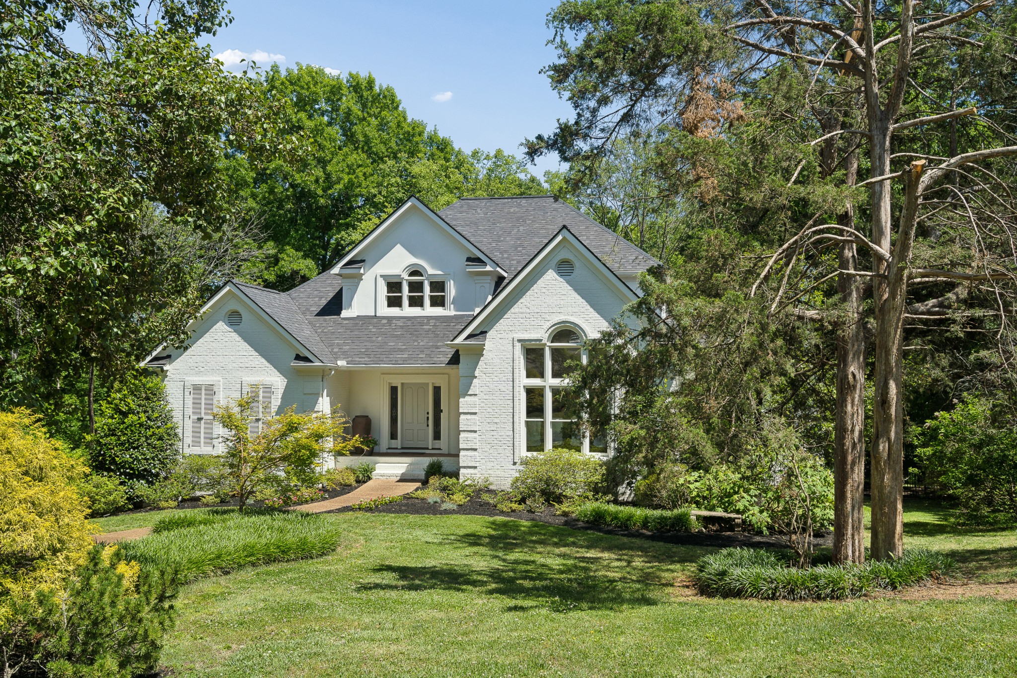 925 Ashford Ct