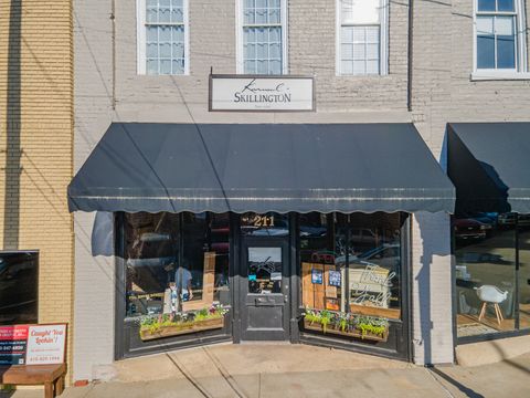 211 N 1st St N Pulaski TN 38478