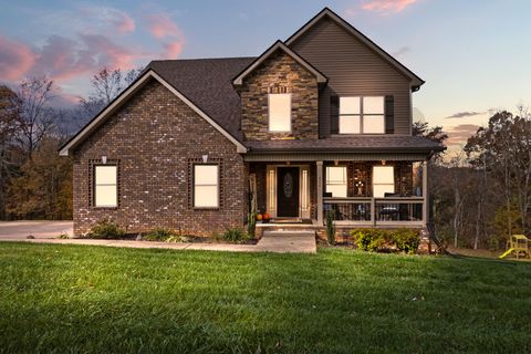 671 Salem Ridge Rd Clarksville TN 37040