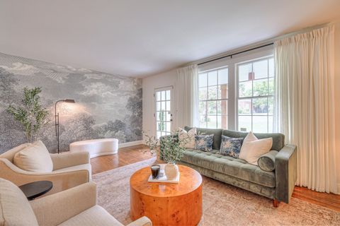 1130 Kenwood Dr Nashville TN 37216