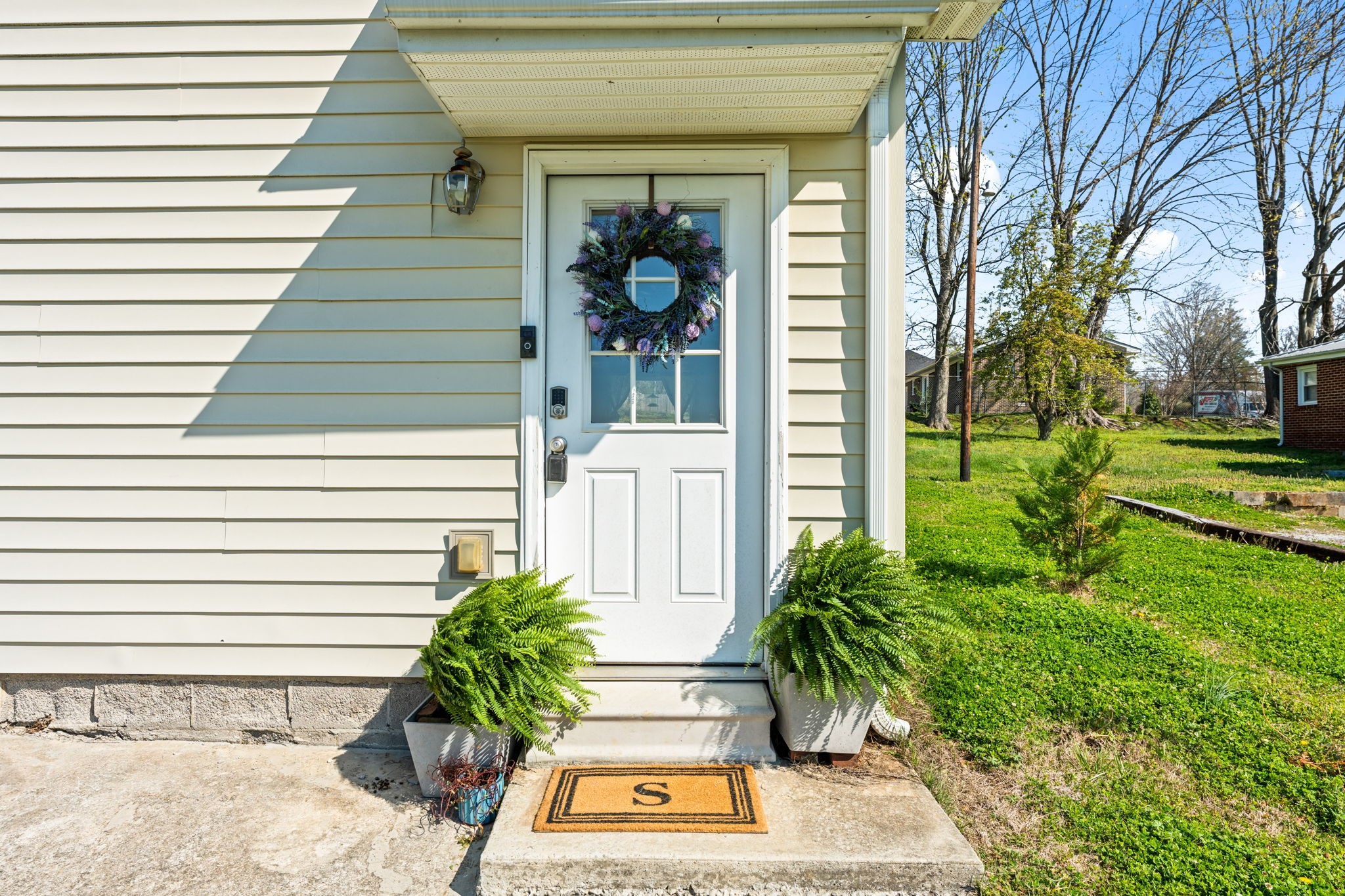 525 Sharp Springs Rd