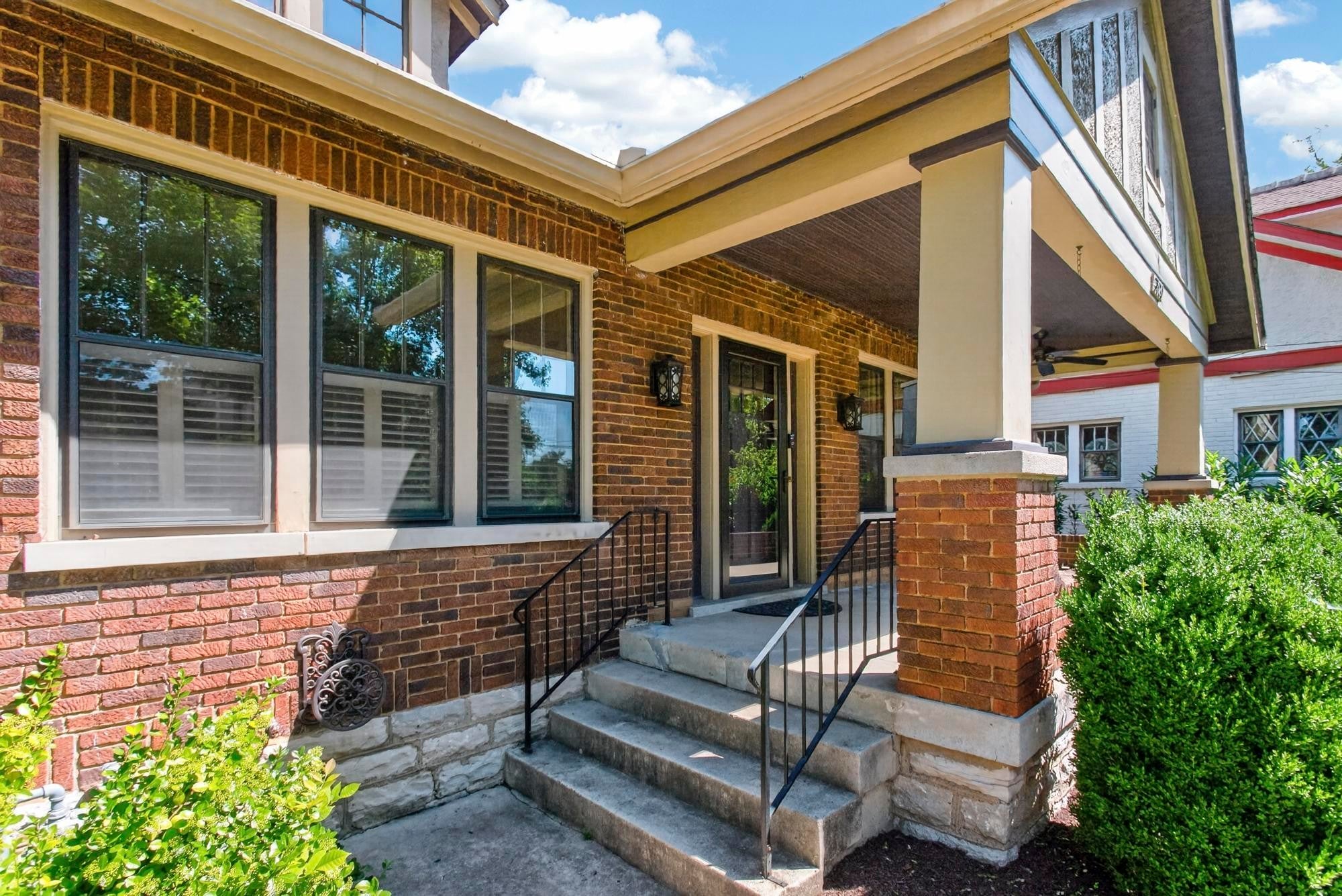 3520 Richardson Ave