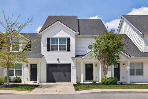 3524 Learning Ln Murfreesboro TN 37128