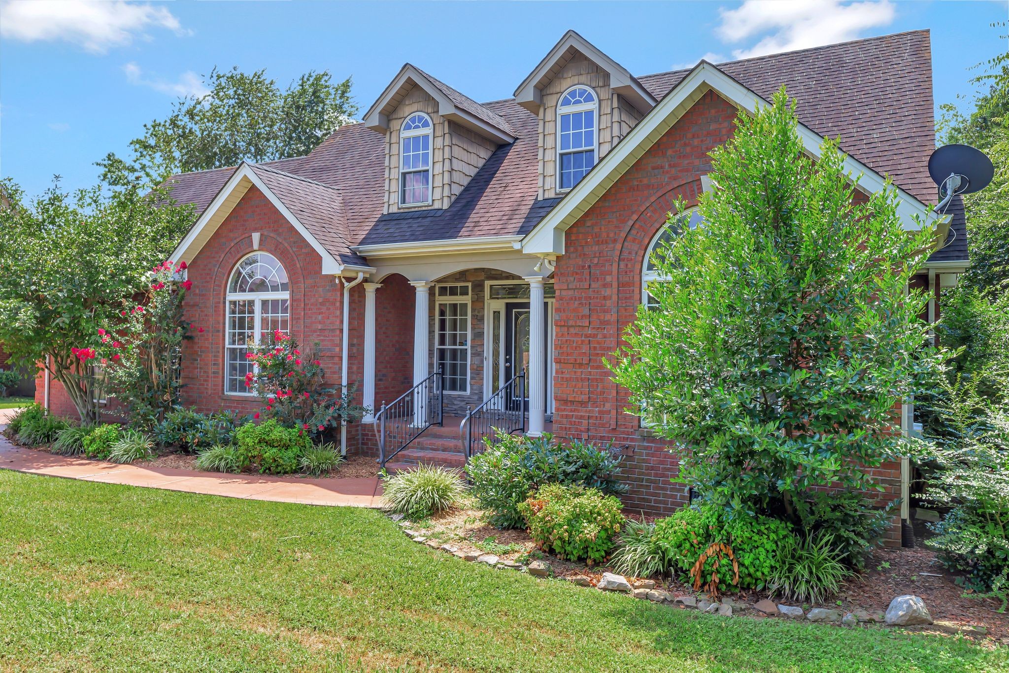 1626 Earl Ct