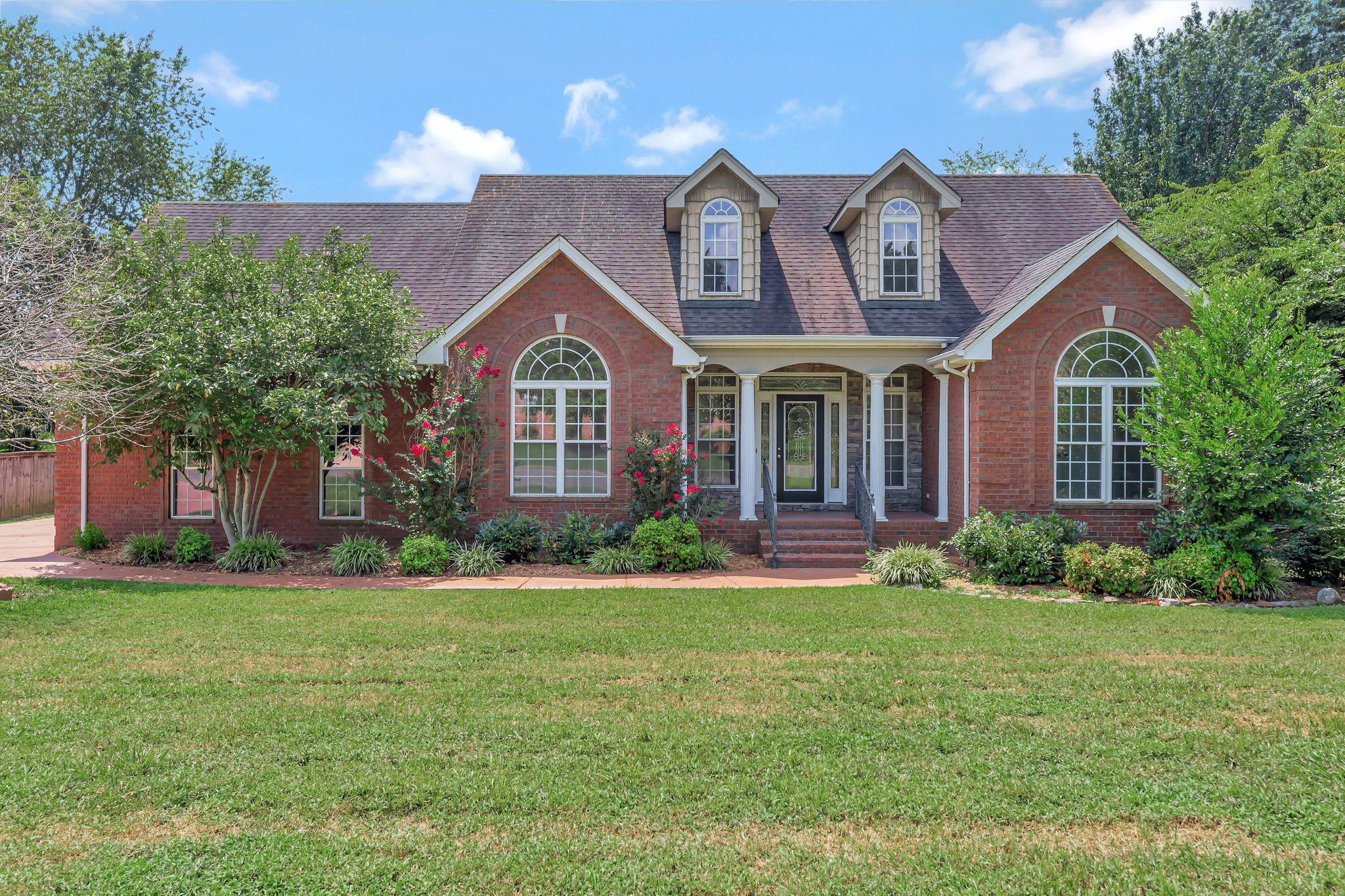 1626 Earl Ct