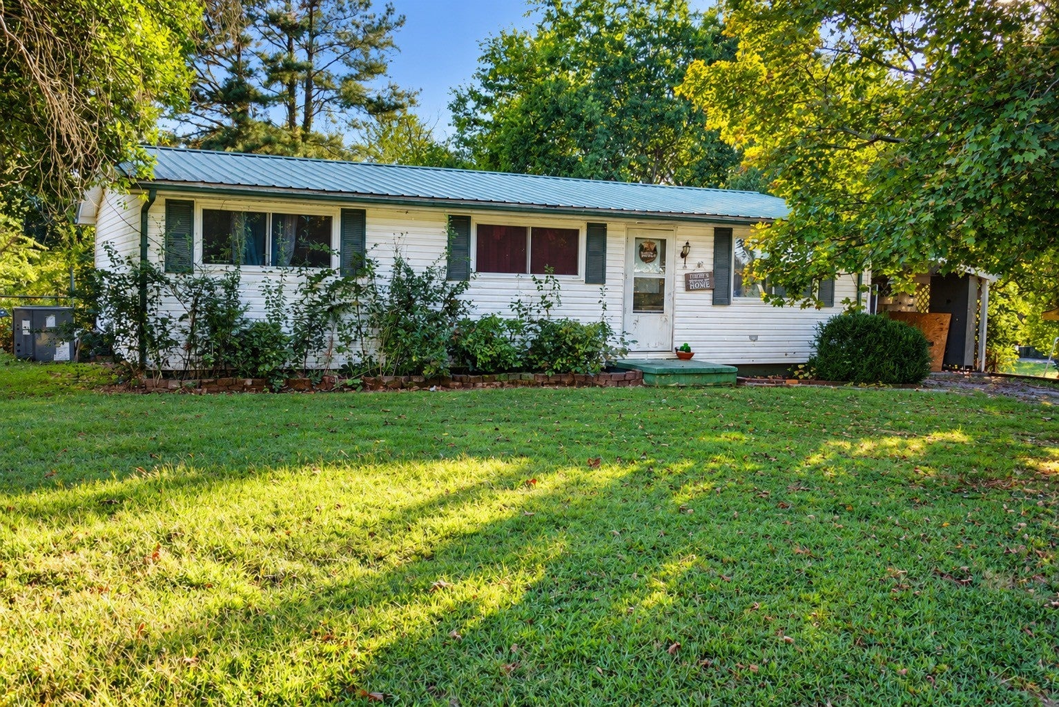 226 George Bates Rd