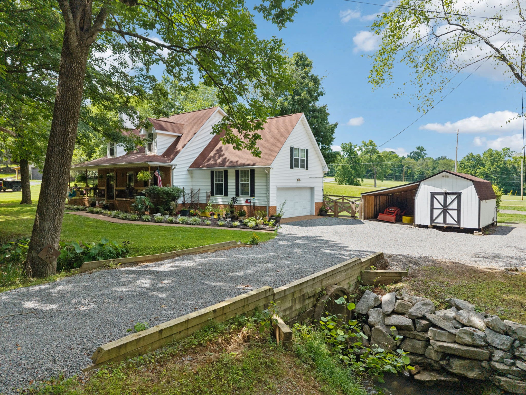 449 Martin Lane