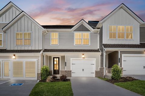 Photo of 2125 Cheltenham Place, Columbia, TN 38401 (MLS # 3123520)