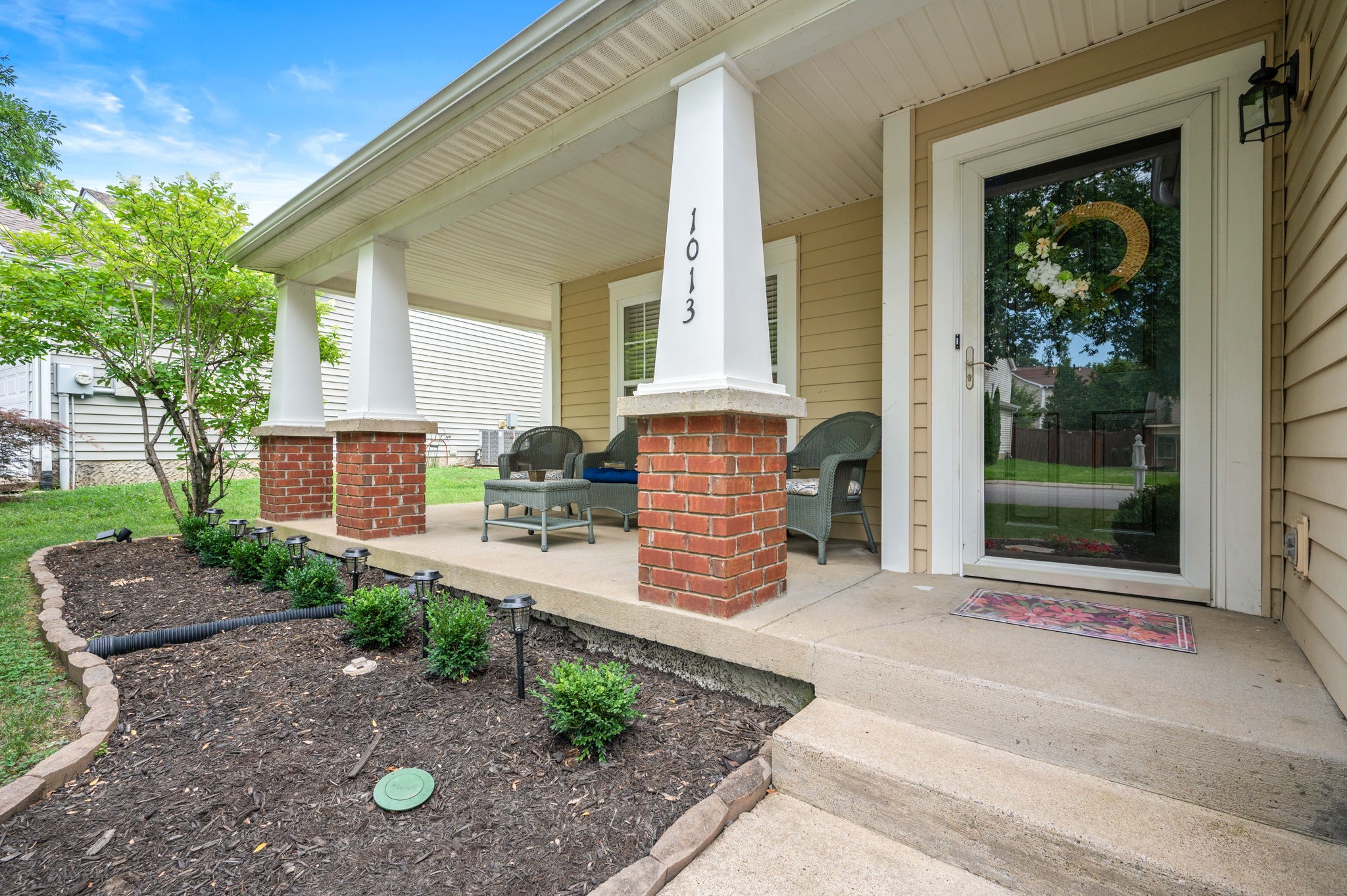 1013 Bradford Park Rd