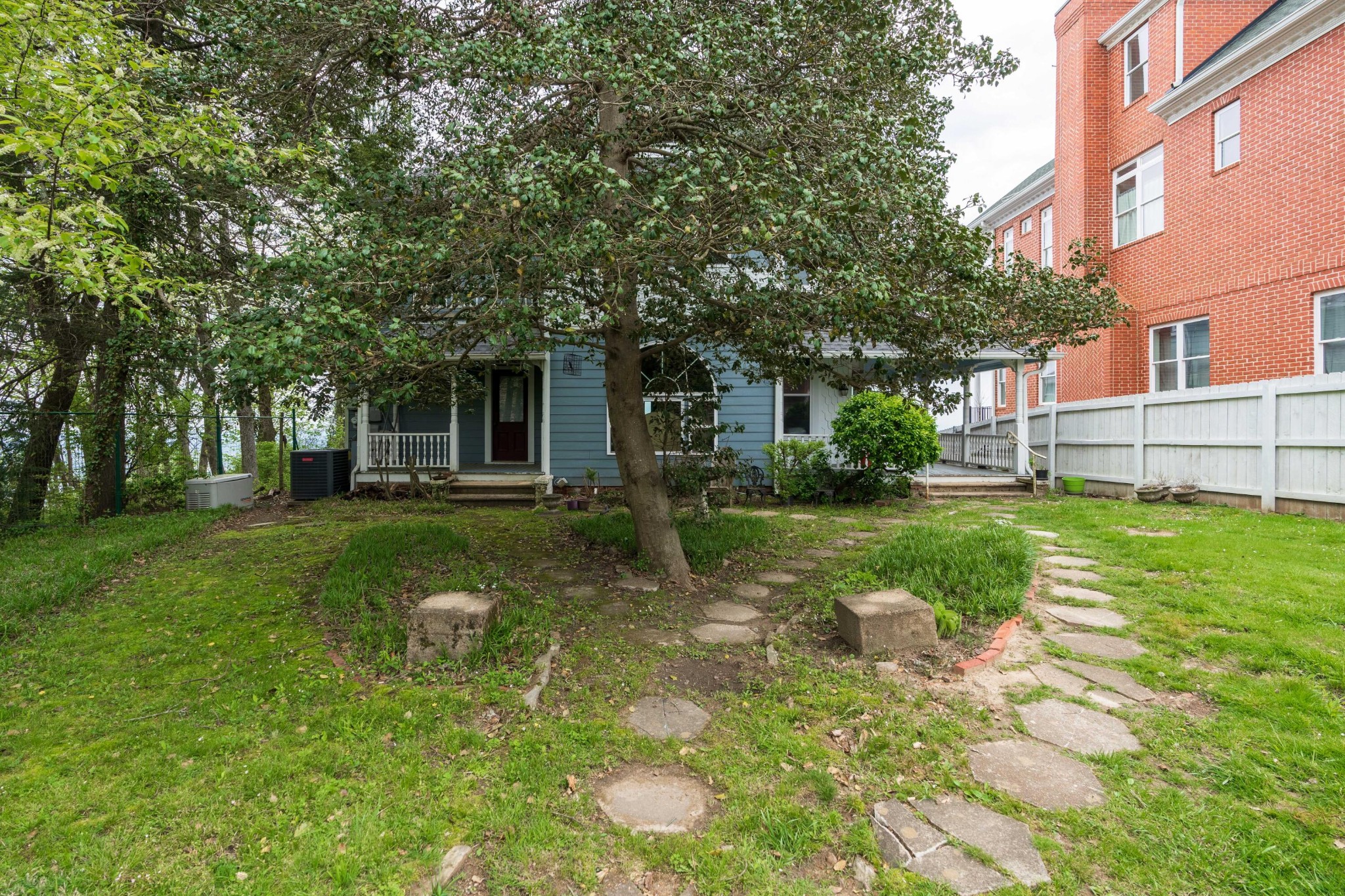 1117 E Brow Road