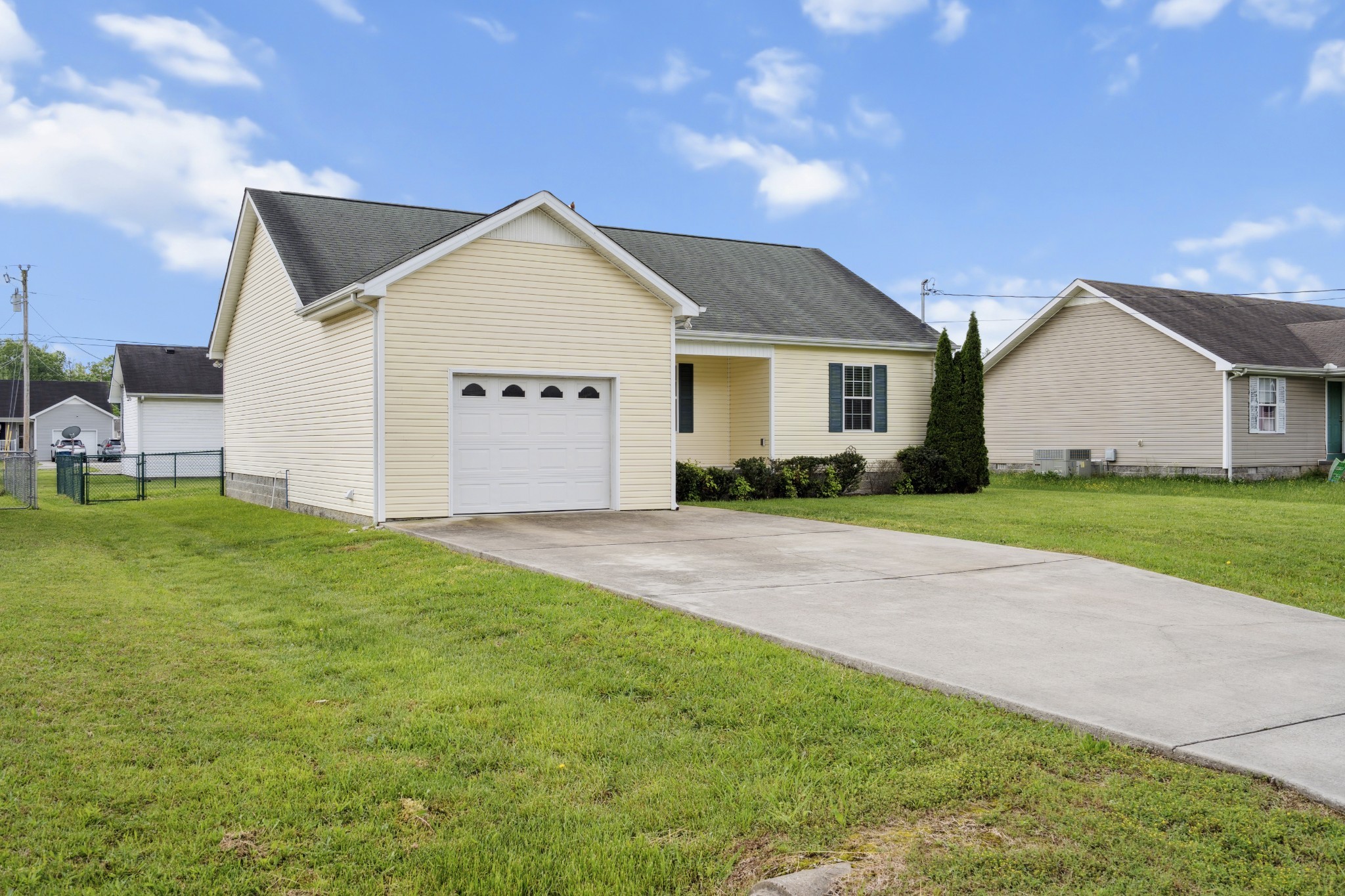 246 John Mark Ct