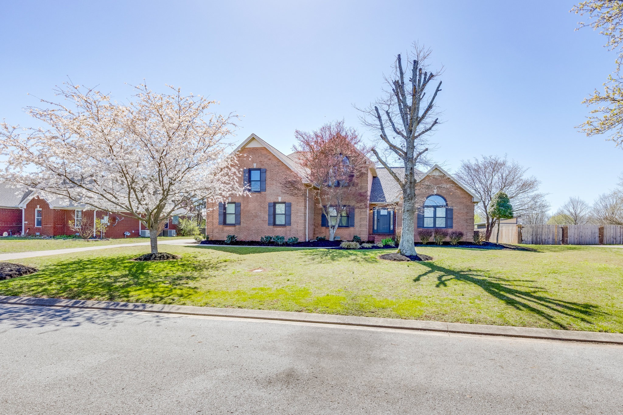 1410 Wall St
