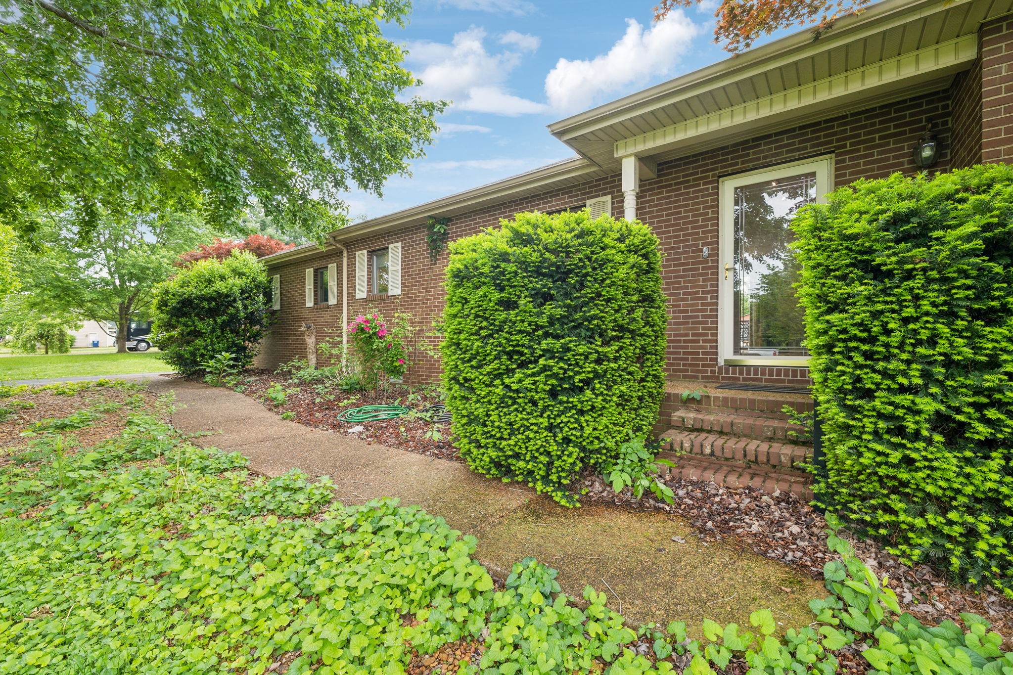 2261 High Meadow Dr