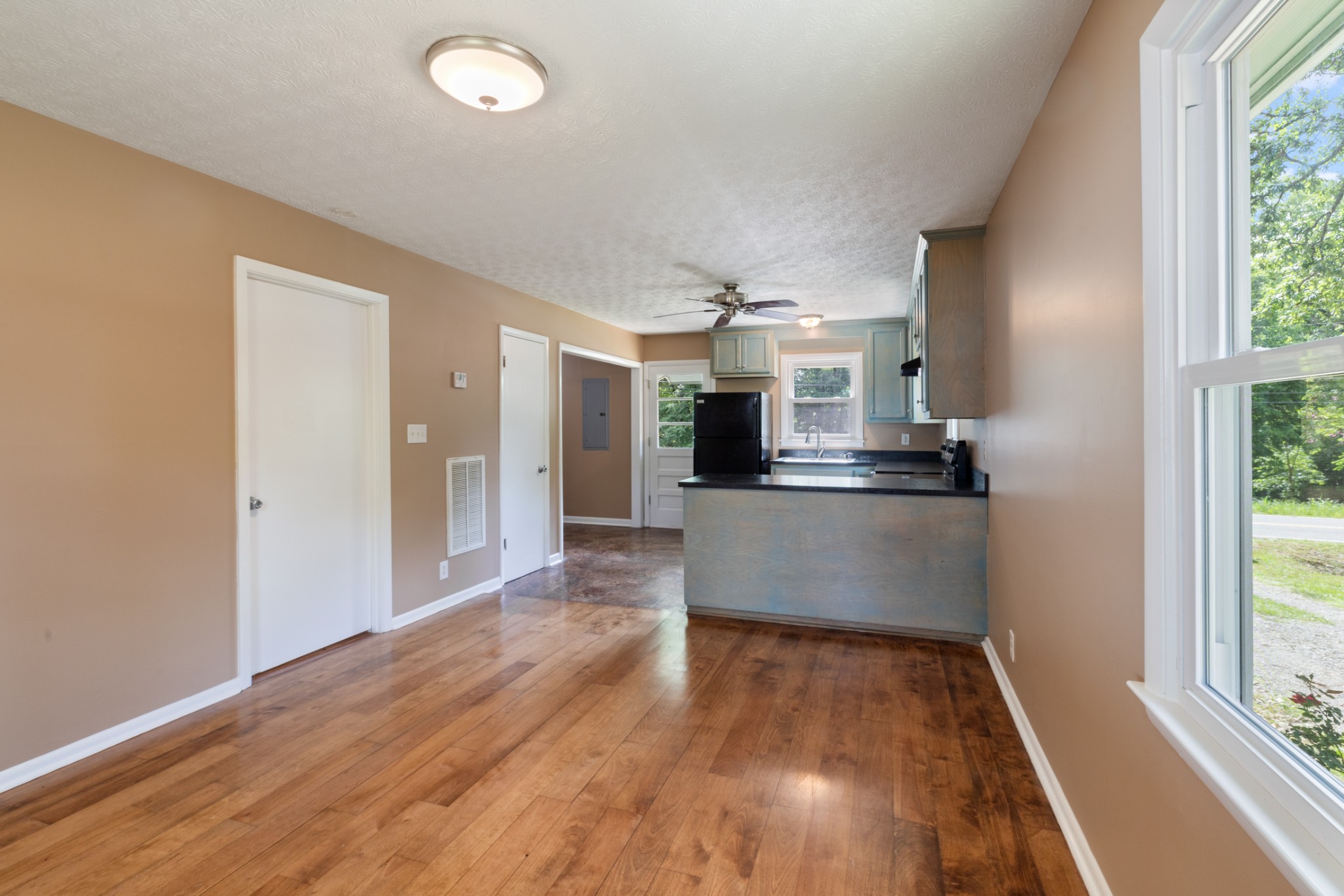1615 New Dry Hollow Rd