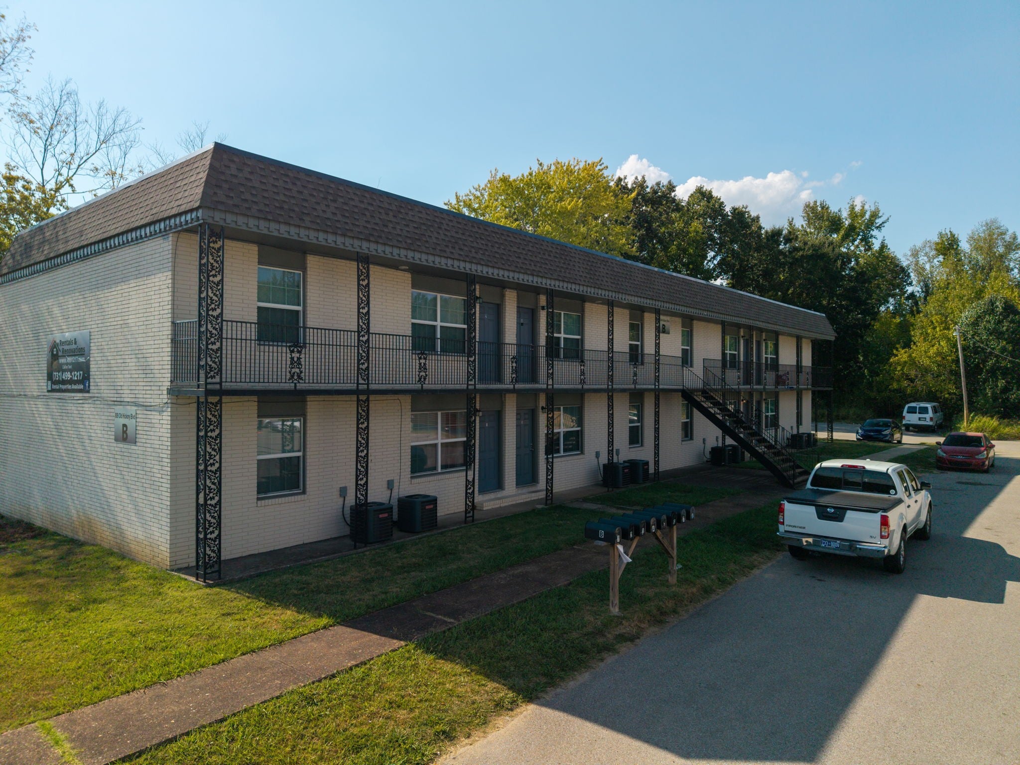 809 Old Hickory Blvd