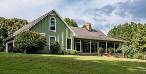 925 Bumpas Rd Lawrenceburg TN 38464