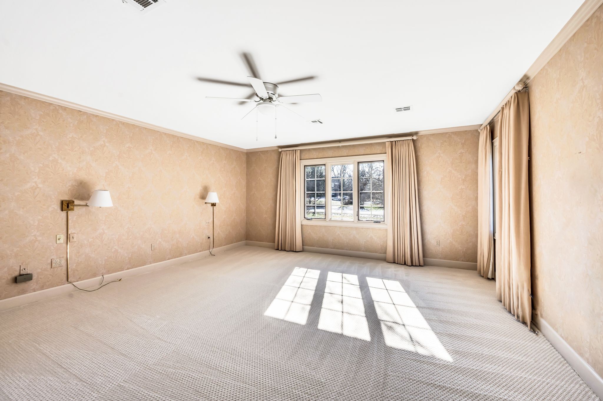 Nashville, Tennessee 37215, United States, 5 Bedrooms Bedrooms, ,5 BathroomsBathrooms,Residential,Active,17251