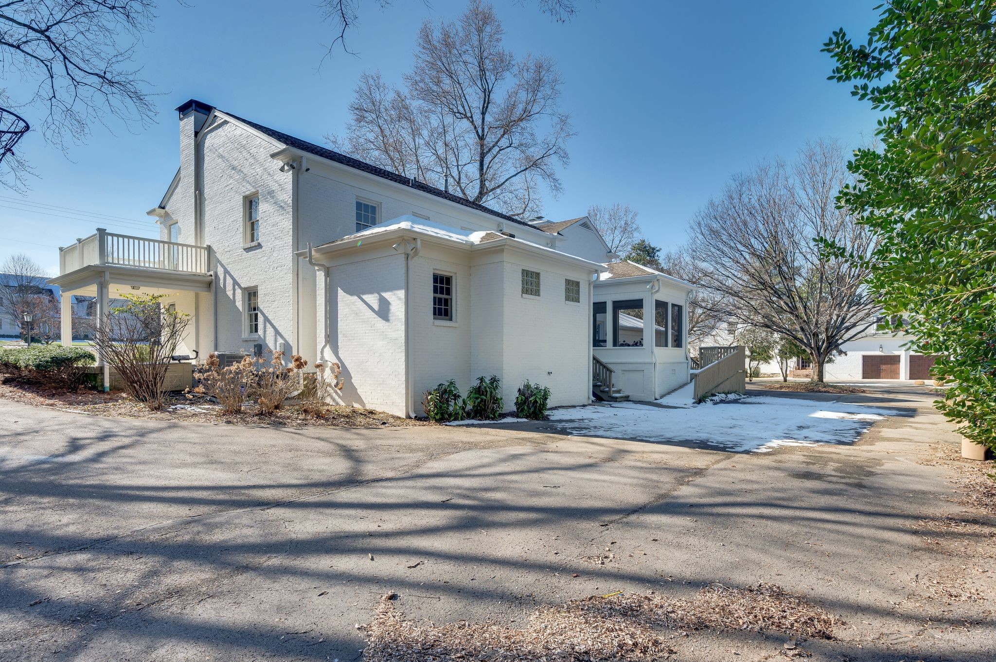 Nashville, Tennessee 37215, United States, 5 Bedrooms Bedrooms, ,5 BathroomsBathrooms,Residential,Active,17251