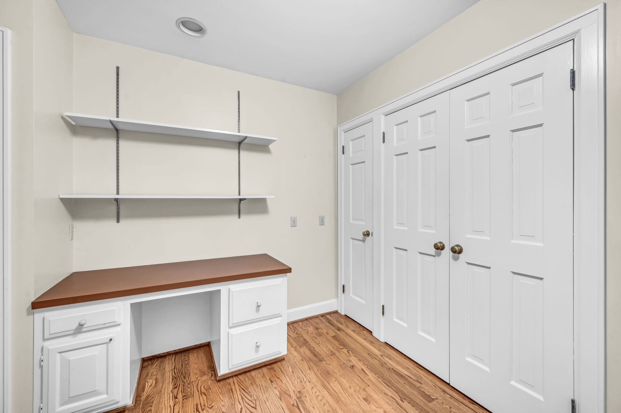 Nashville, Tennessee 37215, United States, 5 Bedrooms Bedrooms, ,5 BathroomsBathrooms,Residential,Active,17251