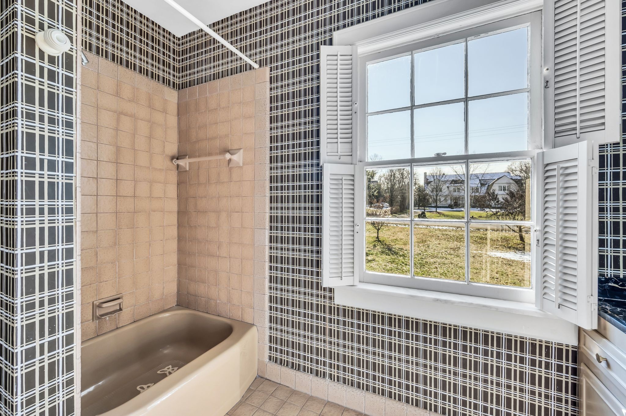 Nashville, Tennessee 37215, United States, 5 Bedrooms Bedrooms, ,5 BathroomsBathrooms,Residential,Active,17251