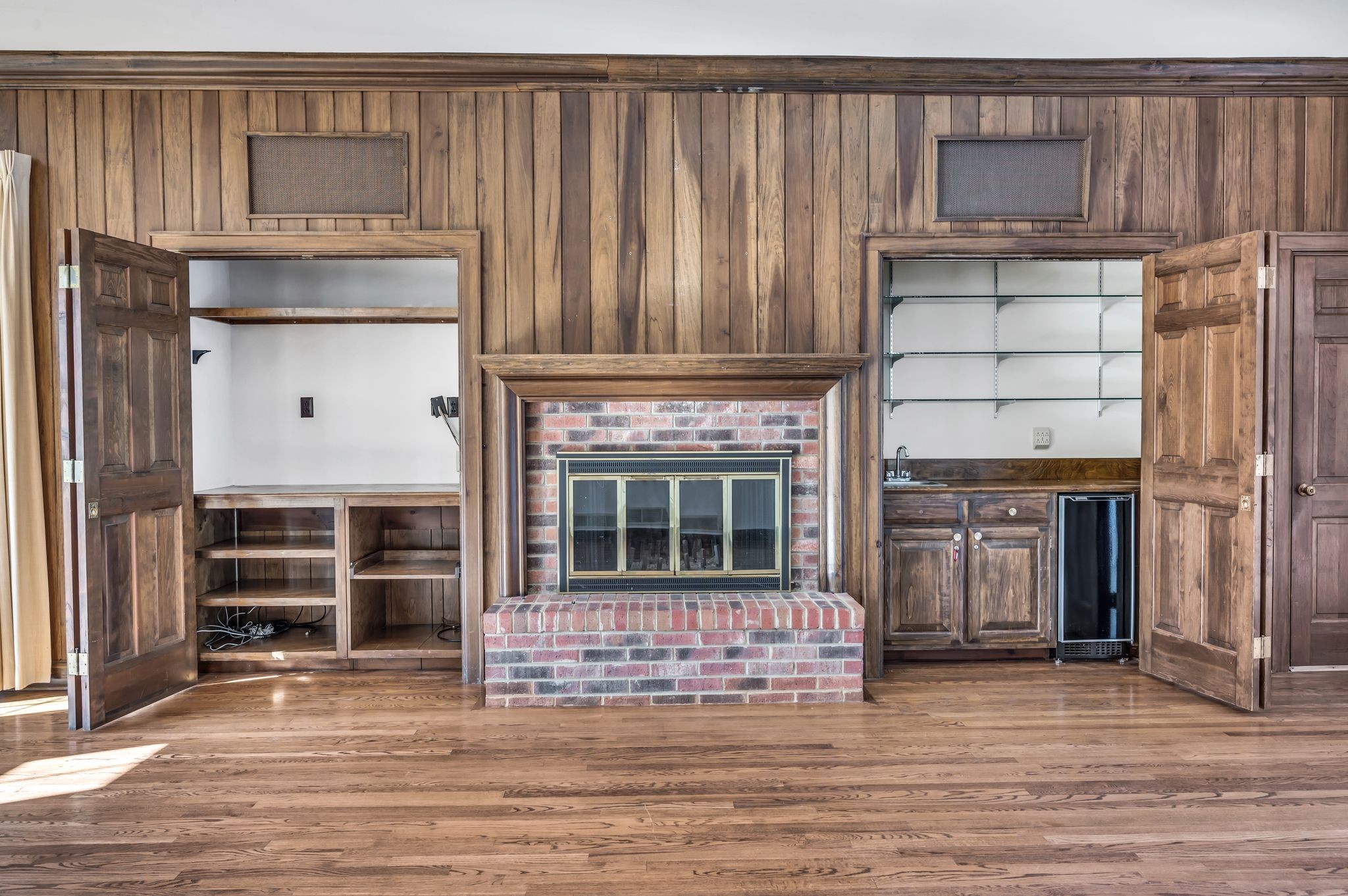 Nashville, Tennessee 37215, United States, 5 Bedrooms Bedrooms, ,5 BathroomsBathrooms,Residential,Active,17251