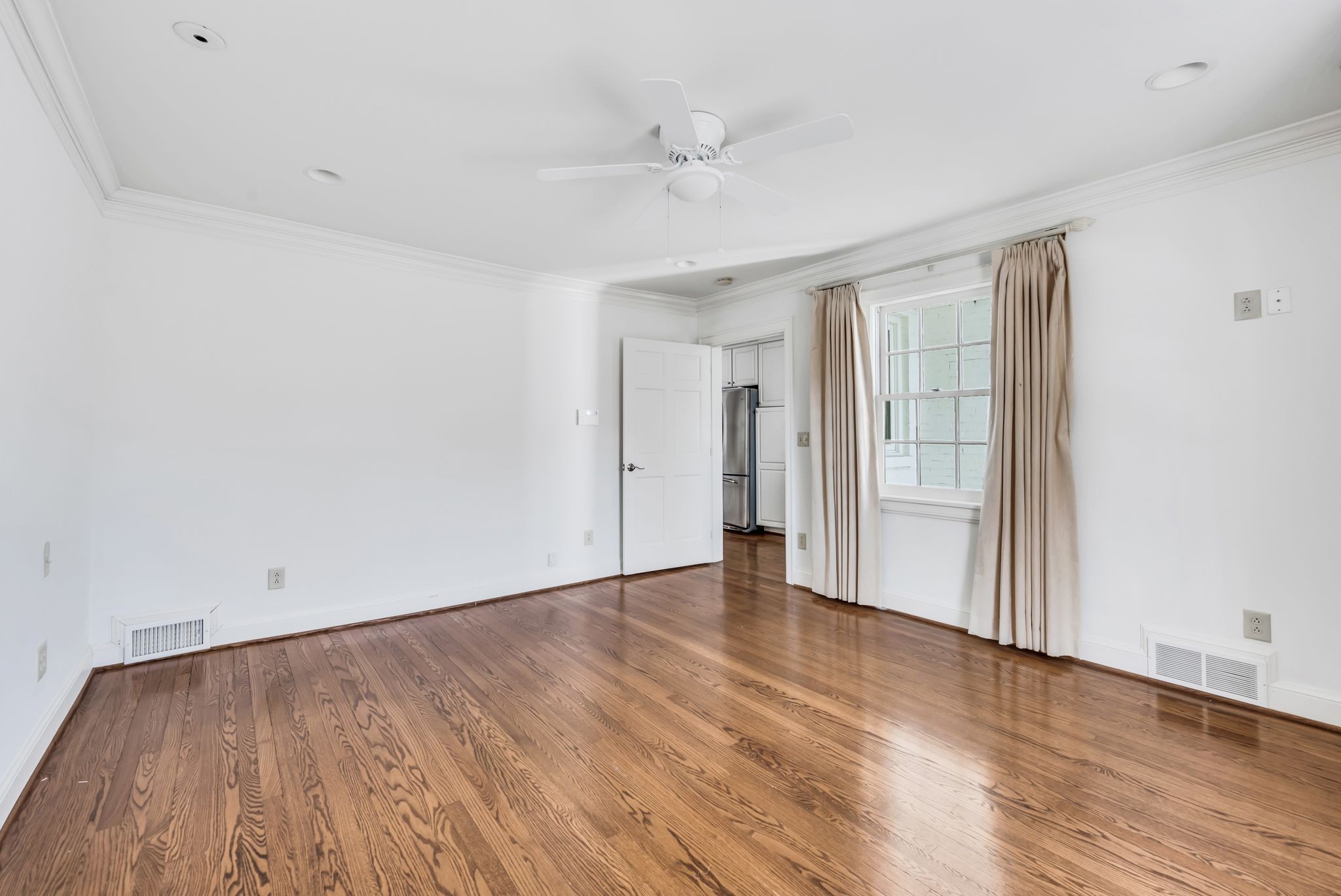 Nashville, Tennessee 37215, United States, 5 Bedrooms Bedrooms, ,5 BathroomsBathrooms,Residential,Active,17251