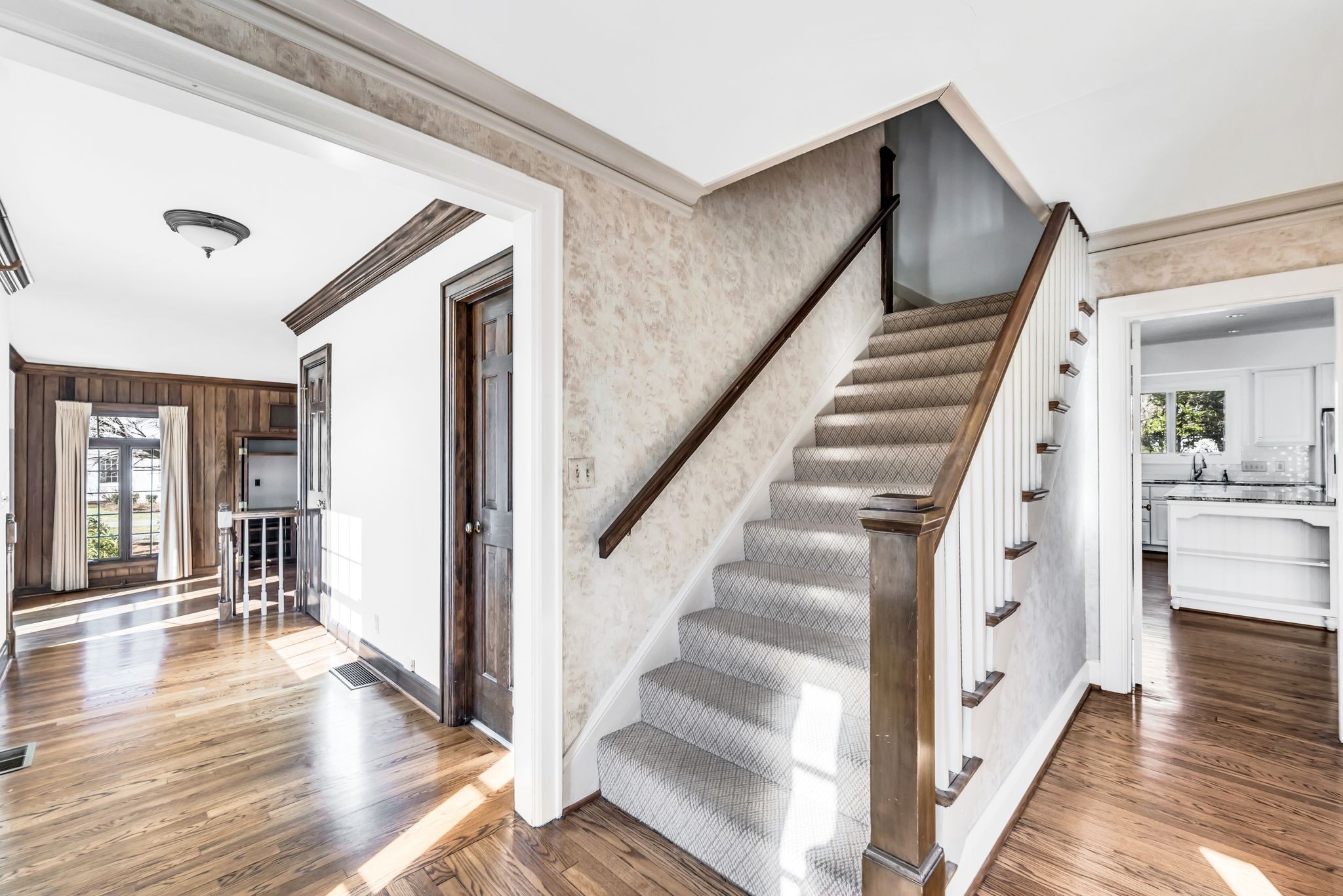 Nashville, Tennessee 37215, United States, 5 Bedrooms Bedrooms, ,5 BathroomsBathrooms,Residential,Active,17251