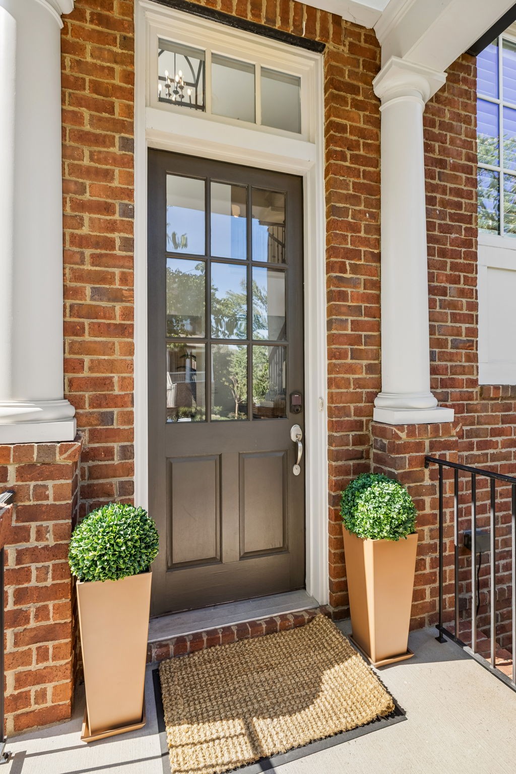 1048 Falling Leaf Cir