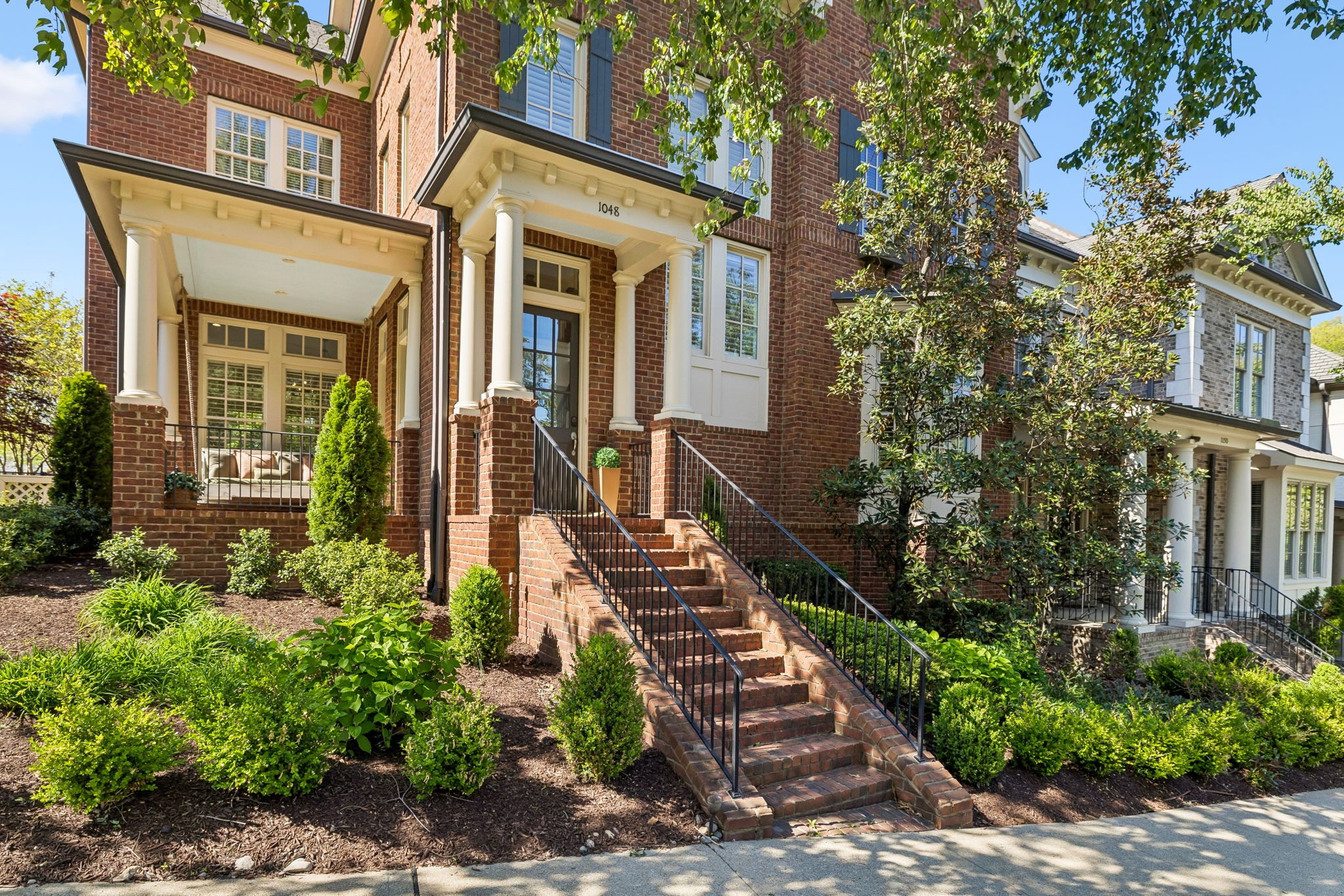 1048 Falling Leaf Cir