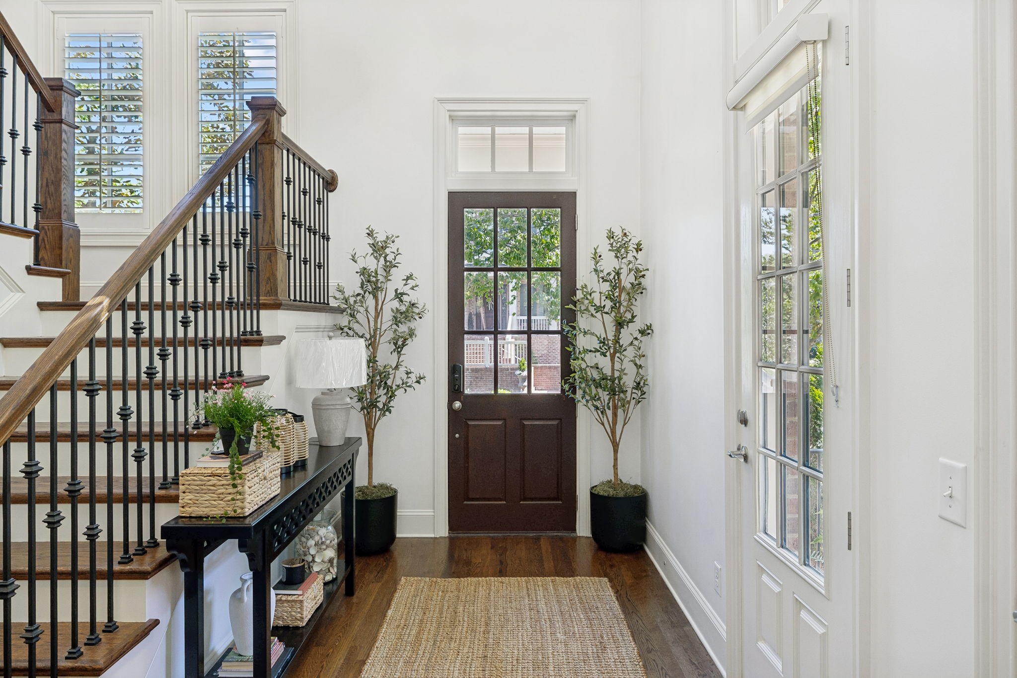 1048 Falling Leaf Cir