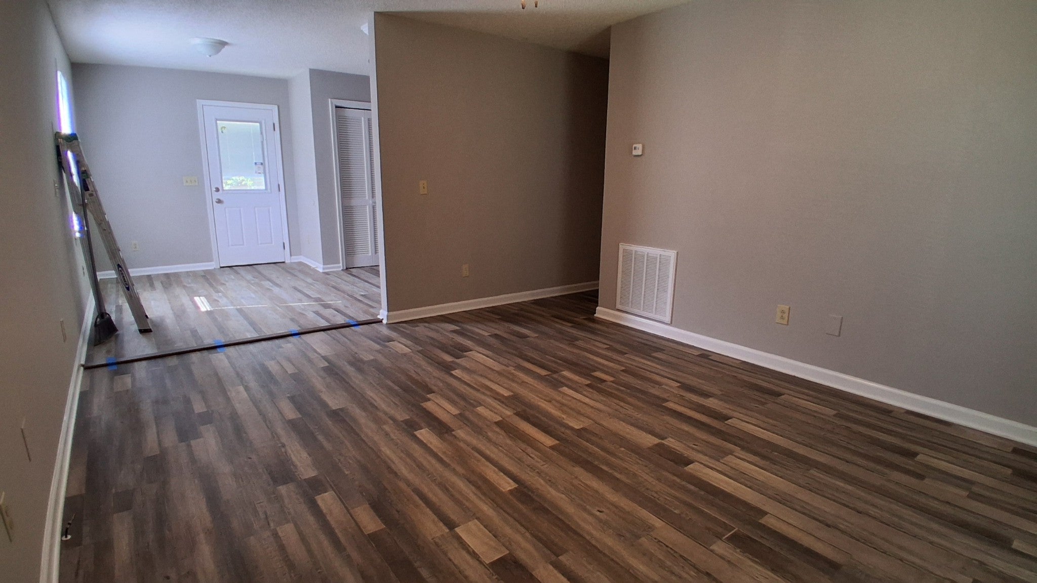 219 Hunter Dr