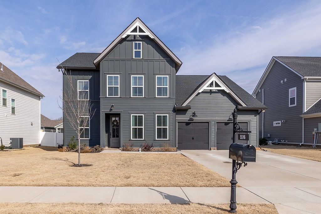 5516 Shelton Blvd