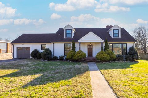 Photo of 1152 Greenland Ave, Nashville, TN 37216 (MLS # 3138218)