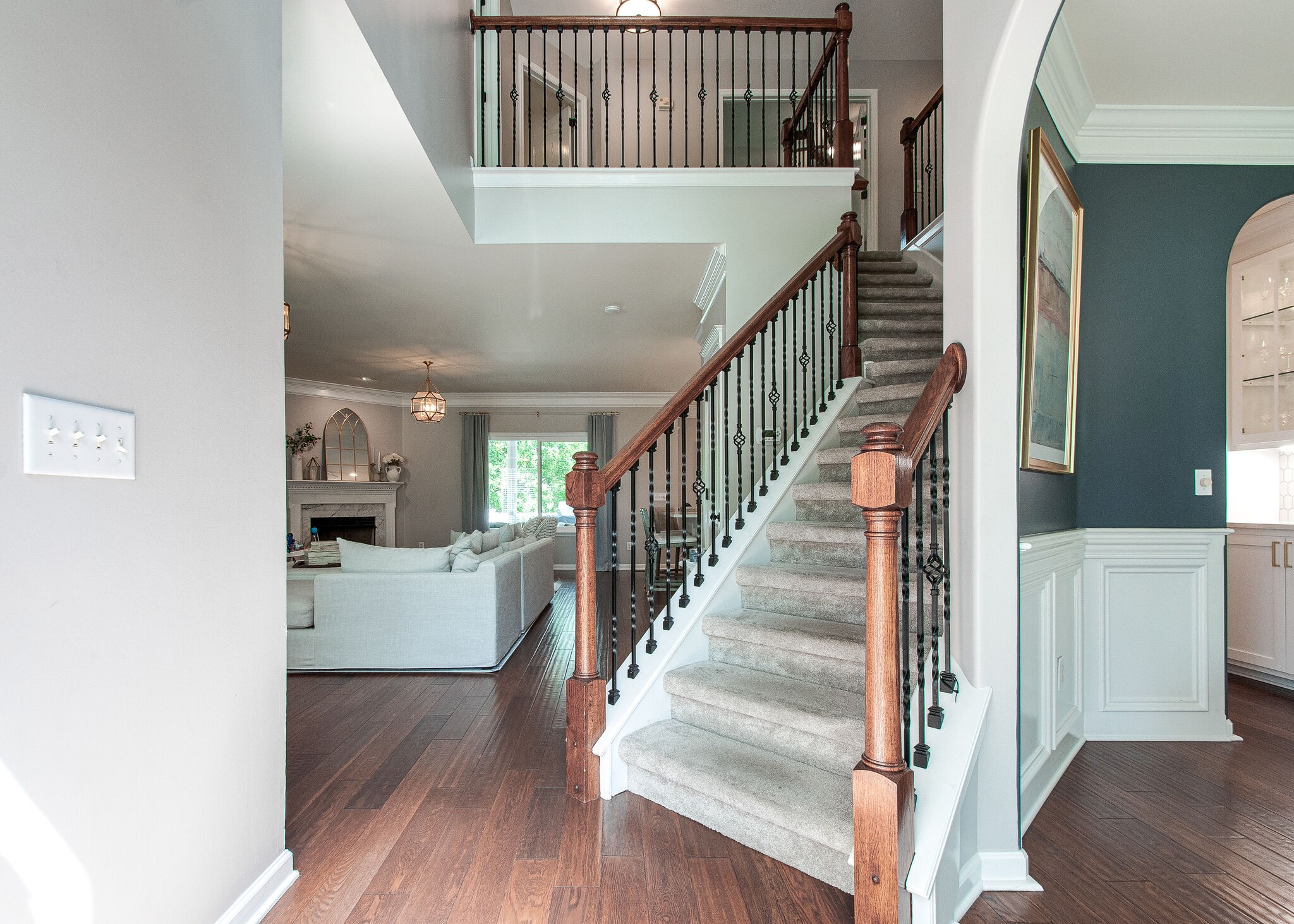 7029 Meadow Ridge Cir